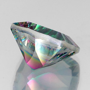 Quartzo Místico Top Rainbow Natural 15.34ct, Almofada cortada, VS