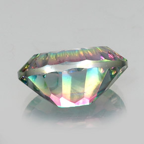 Quartzo místico multicolorido natural 12,67ct, corte oval, VS