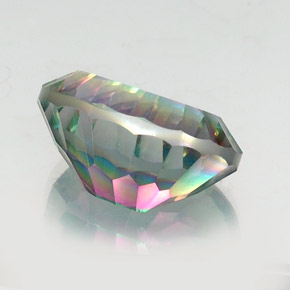 Quartzo místico multicolorido natural 13,74ct, corte oval, VS