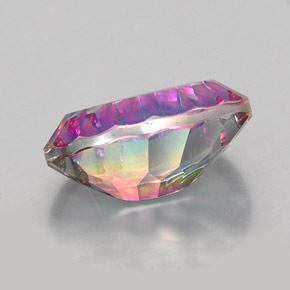 Quartzo místico multicolorido natural 11,71ct, corte oval, VVS-VS