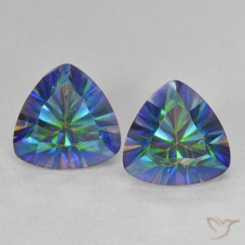 2.24ctw Natural Multicolorido Quartzo Místico, Trilhão, VVS-VS