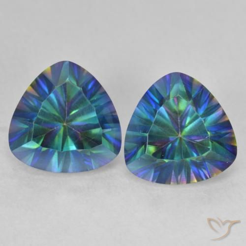 3.65ctw Natural Multicolorido Quartzo Místico, Trilhão, VVS-VS