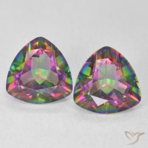 2.23ctw Natural Multicolorido Quartzo Místico, Trilhão, VVS