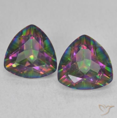 2.21ctw Natural Multicolorido Quartzo Místico, Trilhão, VVS