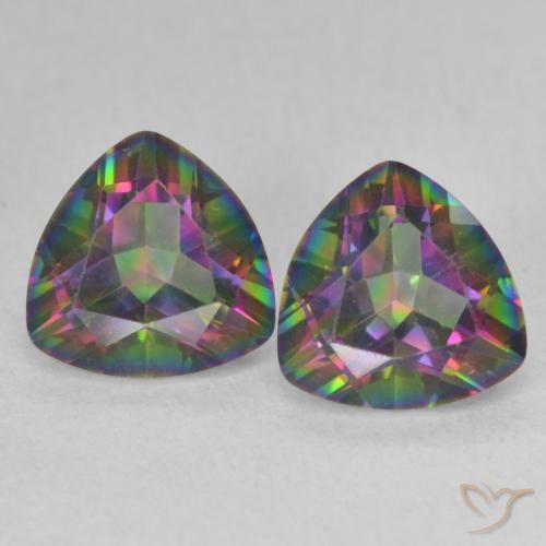 2.29ctw Natural Multicolorido Quartzo Místico, Trilhão, VVS