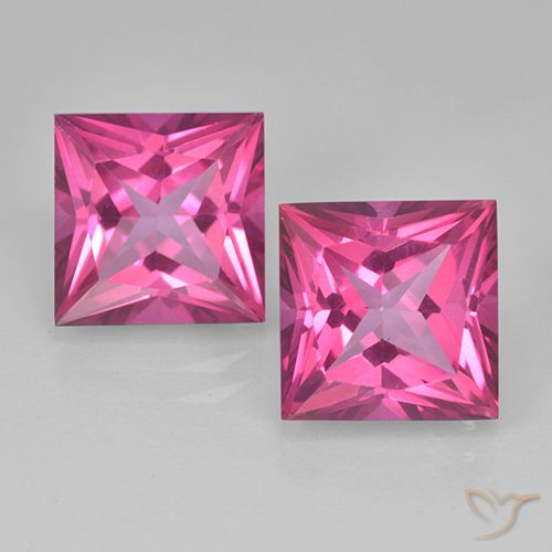 Topázio Místico Rosa 12,88 quilates, Corte Princesa do Brasil de 10 x 10 mm, Photo A