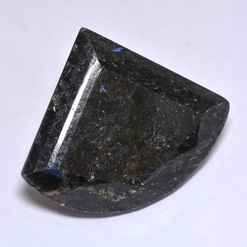 Nuummite Preto Natural 25.81ct, Forma extravagante, Opaco