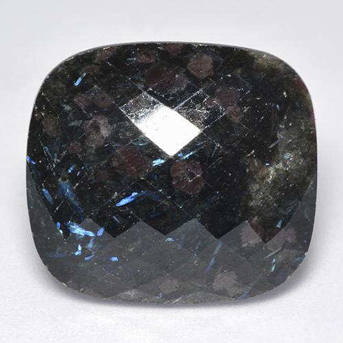 Nuummita preto natural 27,53ct, almofada cortada, opaco