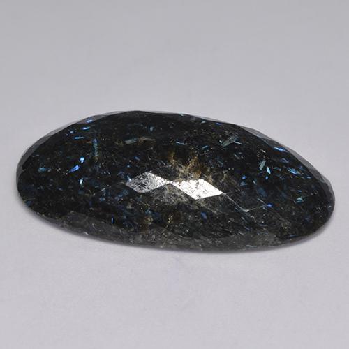 Nuummite Preto com brilho azul Natural 31.81ct, Corte Oval, Opaco