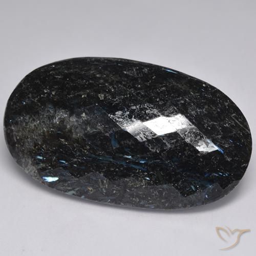 47.12ct Natural Preto com brilho azul Nuummite, oval, Opaco