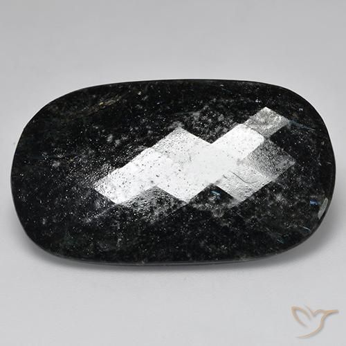 Nuummite Preto com brilho azul Natural 27.33ct, Almofada, Opaco