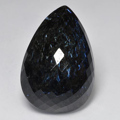 Nuummita preto natural 43,23ct, formato de pêra, opaco