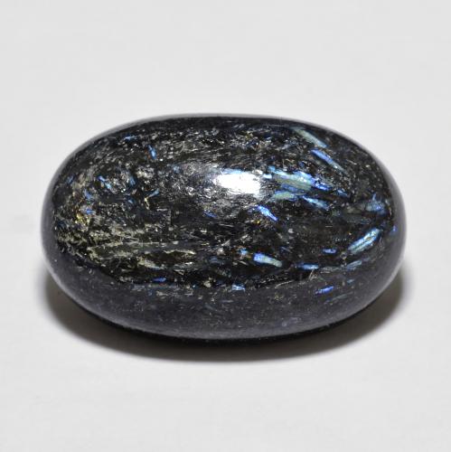 Nuummita preto natural 11,98ct, corte oval, opaco