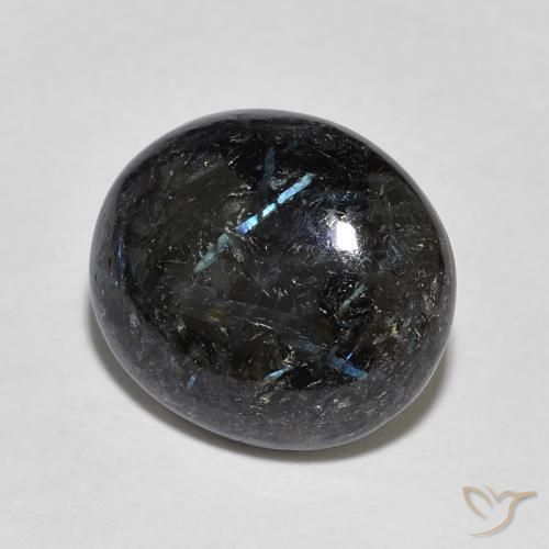 Nuummite Preto com brilho azul Natural 6.96ct, oval, Opaco