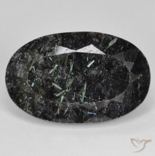 24.90ct Natural Preto com brilho azul Nuummite, oval, Opaco