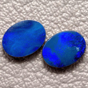 Pedras preciosas de dupleto de opala multicolorido natural de  ct, corte oval, opaco