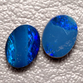 Pedras preciosas de dupleto de opala multicolorido natural de  ct, corte oval, opaco