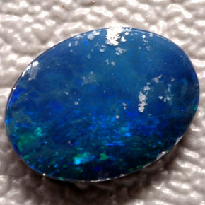Dupleto de opala multicolorido natural 0,66ct, corte oval, opaco