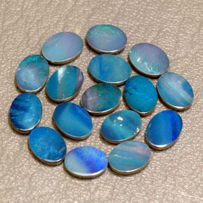Pedras preciosas de dupleto de opala multicolorido natural de  ct, corte oval, opaco