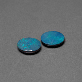 Pedras preciosas de dupleto de opala multicolorido natural de  ct, corte oval, opaco