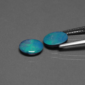 Pedras preciosas de dupleto de opala multicolorido natural de  ct, corte oval, opaco
