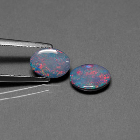 Pedras preciosas de dupleto de opala multicolorido natural de  ct, corte oval, opaco