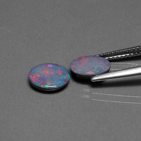 Pedras preciosas de dupleto de opala multicolorido natural de  ct, corte oval, opaco