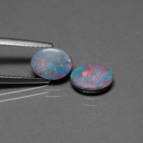 Pedras preciosas de dupleto de opala multicolorido natural de  ct, corte oval, opaco