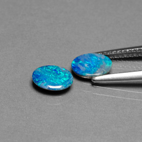 Pedras preciosas de dupleto de opala multicolorido natural de  ct, corte oval, opaco
