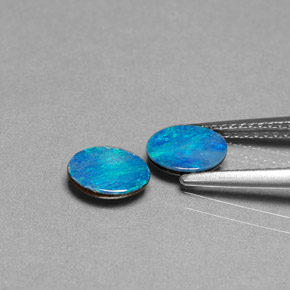Pedras preciosas de dupleto de opala multicolorido natural de  ct, corte oval, opaco