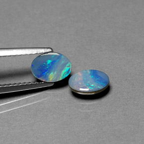 Pedras preciosas de dupleto de opala multicolorido natural de  ct, corte oval, opaco