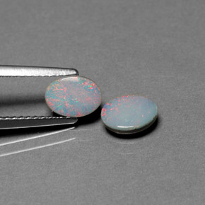 Pedras preciosas de dupleto de opala multicolorido natural de  ct, corte oval, opaco