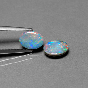 Pedras preciosas de dupleto de opala multicolorido natural de  ct, corte oval, opaco