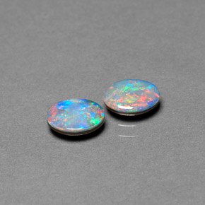 Pedras preciosas de dupleto de opala multicolorido natural de  ct, corte oval, opaco