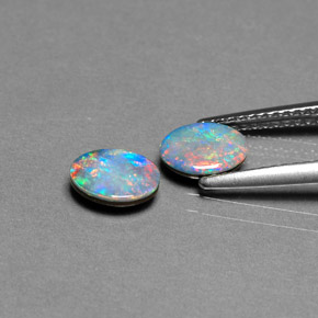 Pedras preciosas de dupleto de opala multicolorido natural de  ct, corte oval, opaco