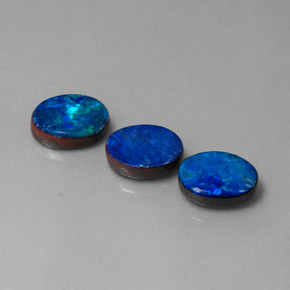 Pedras preciosas de dupleto de opala multicolorido natural de  ct, corte oval, opaco