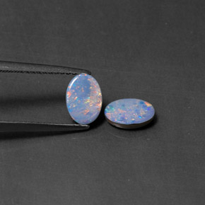 Pedras preciosas de dupleto de opala multicolorido natural de  ct, corte oval, opaco