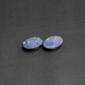 Pedras preciosas de dupleto de opala multicolorido natural de  ct, corte oval, opaco