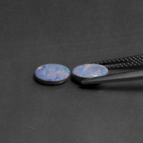 Pedras preciosas de dupleto de opala multicolorido natural de  ct, corte oval, opaco