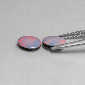 Pedras preciosas de dupleto de opala multicolorido natural de  ct, corte oval, opaco
