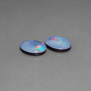 Pedras preciosas de dupleto de opala multicolorido natural de  ct, corte oval, opaco