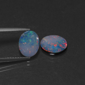 Pedras preciosas de dupleto de opala multicolorido natural de  ct, corte oval, opaco