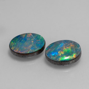 Pedras preciosas de dupleto de opala multicolorido natural de  ct, corte oval, opaco