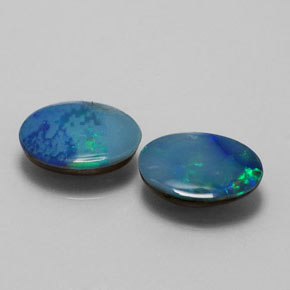 Pedras preciosas de dupleto de opala multicolorido natural de  ct, corte oval, opaco