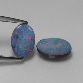 Pedras preciosas de dupleto de opala multicolorido natural de  ct, corte oval, opaco