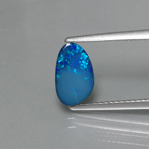 Dupleto de opala multicolorido natural 0,83ct, forma extravagante, opaco