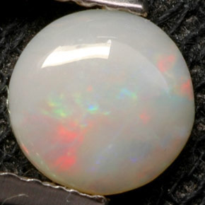 Opala multicolorido natural 0,52ct, corte redondo, opaco