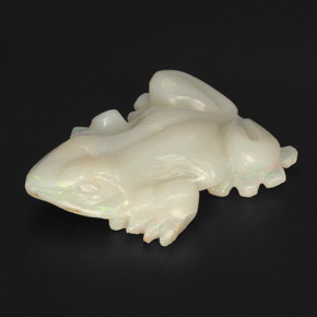 Opala multicolorido natural 24,78ct, forma extravagante, opaco