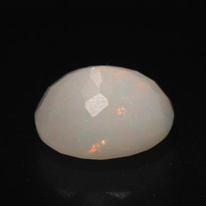 Opala multicolorido natural 3,14ct, corte oval, translúcido
