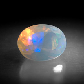 Opala multicolorido natural 0,91ct, transparente, transparente/translúcido